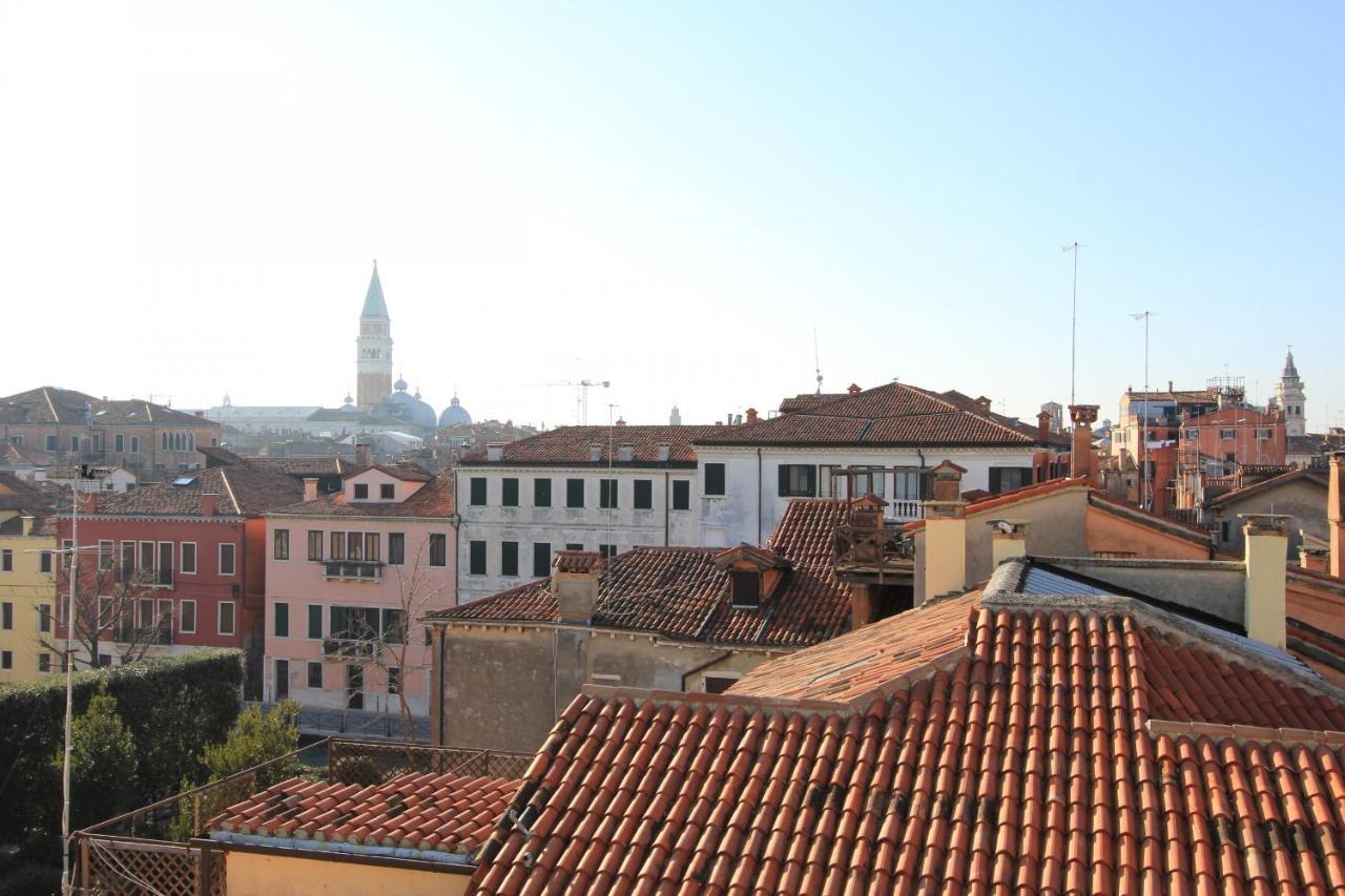 Biennale Apartamento